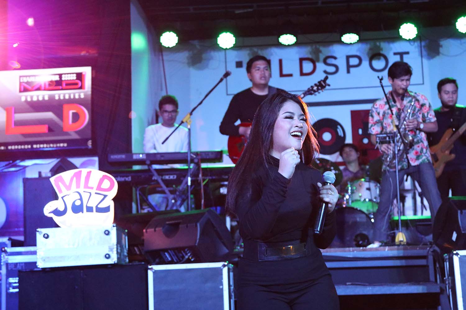 MLDJAZZPROJECT Season 3 dan Passatu Bersatu di Stage Bus Jazz Tour Banjarmasin