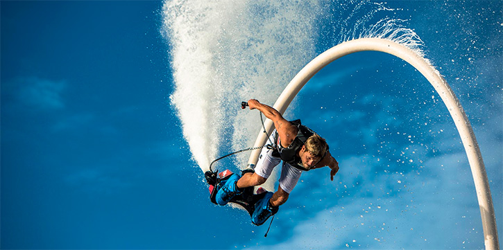 Alasan Kenapa Lo Harus Nyobain Flyboarding