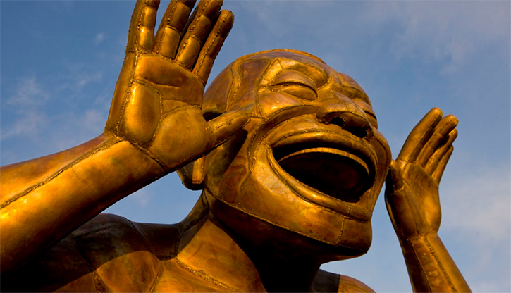 Patung-Patung Yang Bahagia