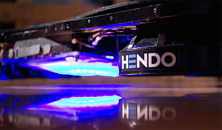 Sensasi Melayang dengan Hoverboard