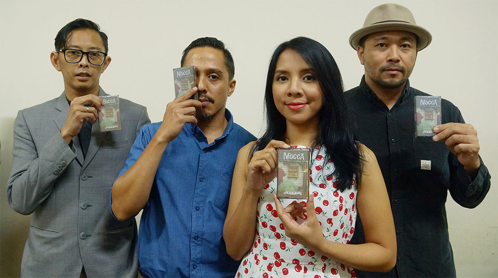 Anti-mainstream, Mocca Luncurkan Album Dalam Format Kaset