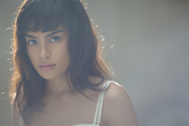 Fakta  Menarik Tentang Si Cantik, Eva Celia