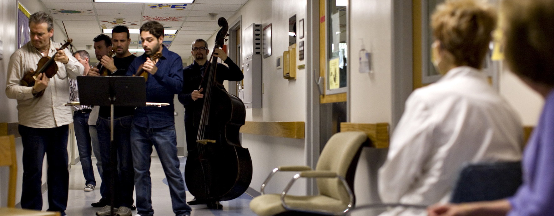 Menurut Penelitian, Musik Bagus Untuk Operasi Mata