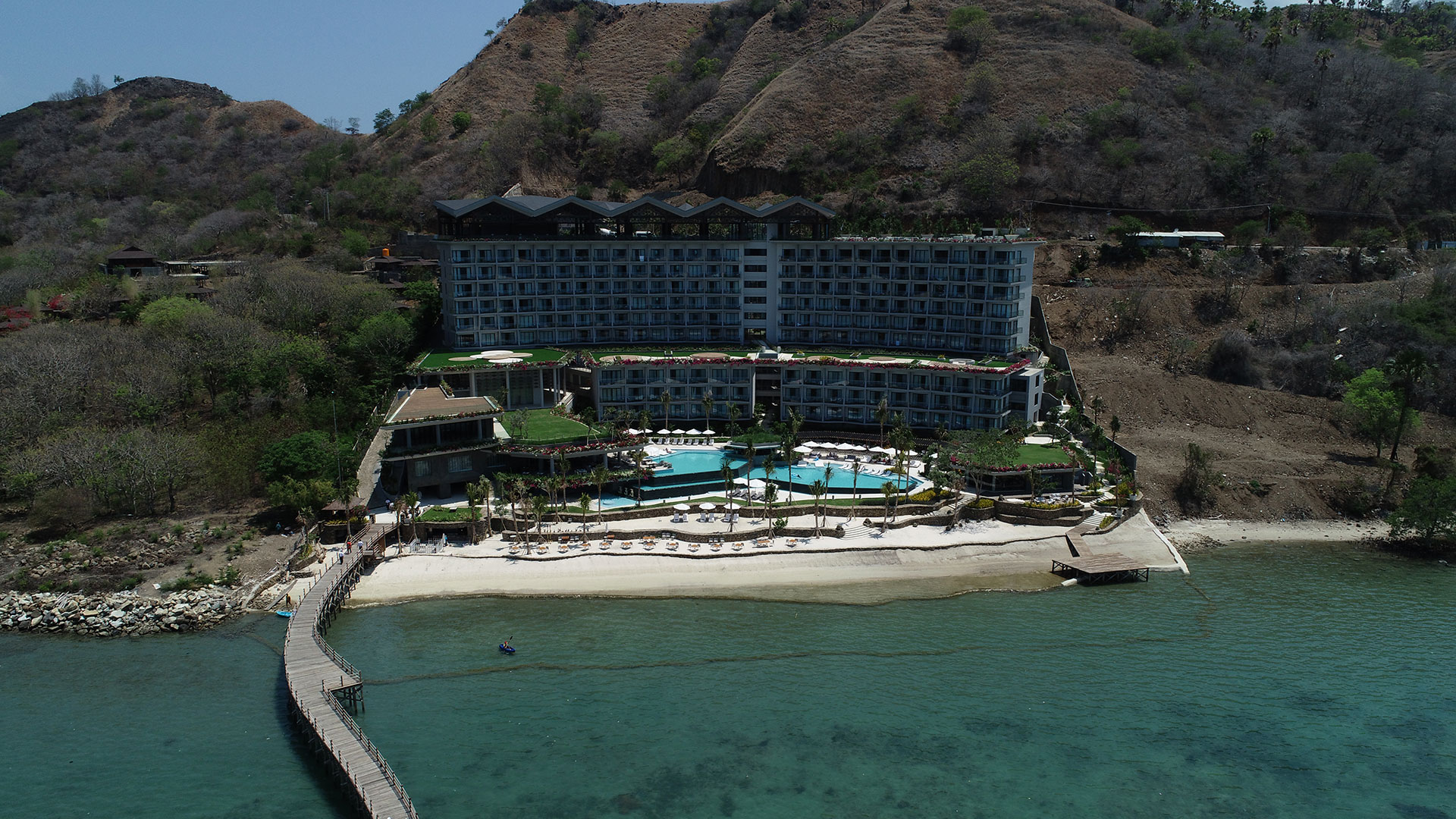 Ayana Komodo Resort, Cara Mewah Menikmati Indahnya Labuan Bajo