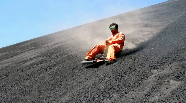 Uji Adrenalin di Gunung Berapi