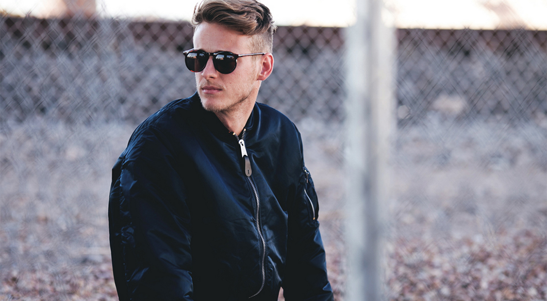 Booming-nya Popularitas Bomber Jacket