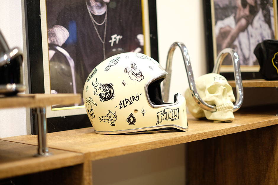 Elders Company, Produk Bermotor Berkualitas dan Penuh Cerita