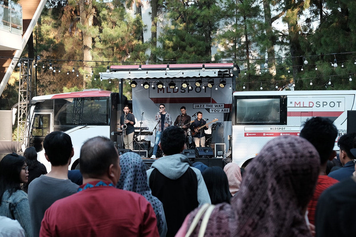 Stage Bus Jazz Tour 2017 – Surabaya Bagi-bagi GoPro sampai DJI Spark!