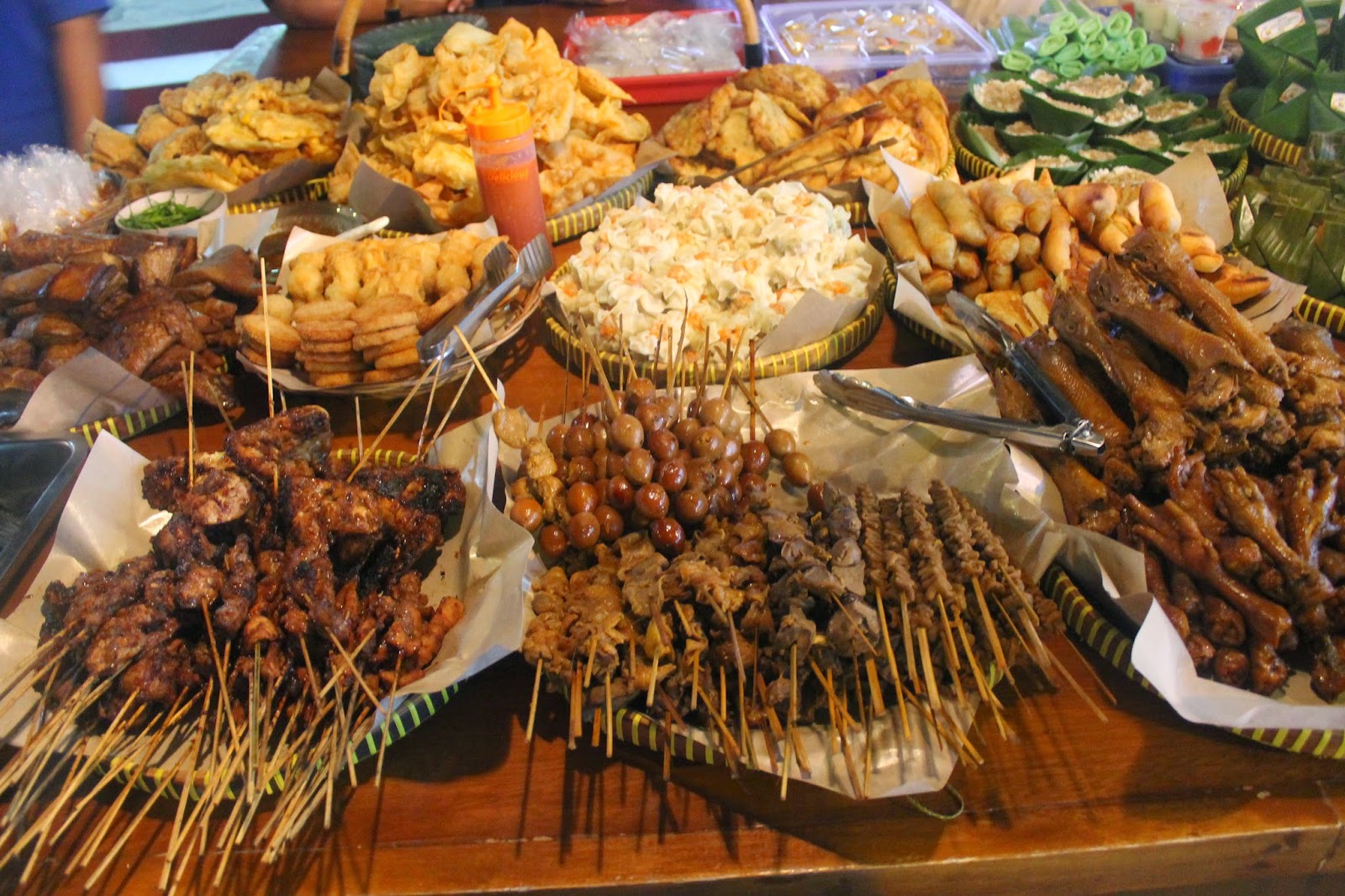 Gulo Klopo, When Eastern Meet Western