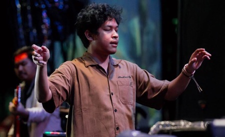 Berkarya #MauLagiDimanapun bareng Hindia