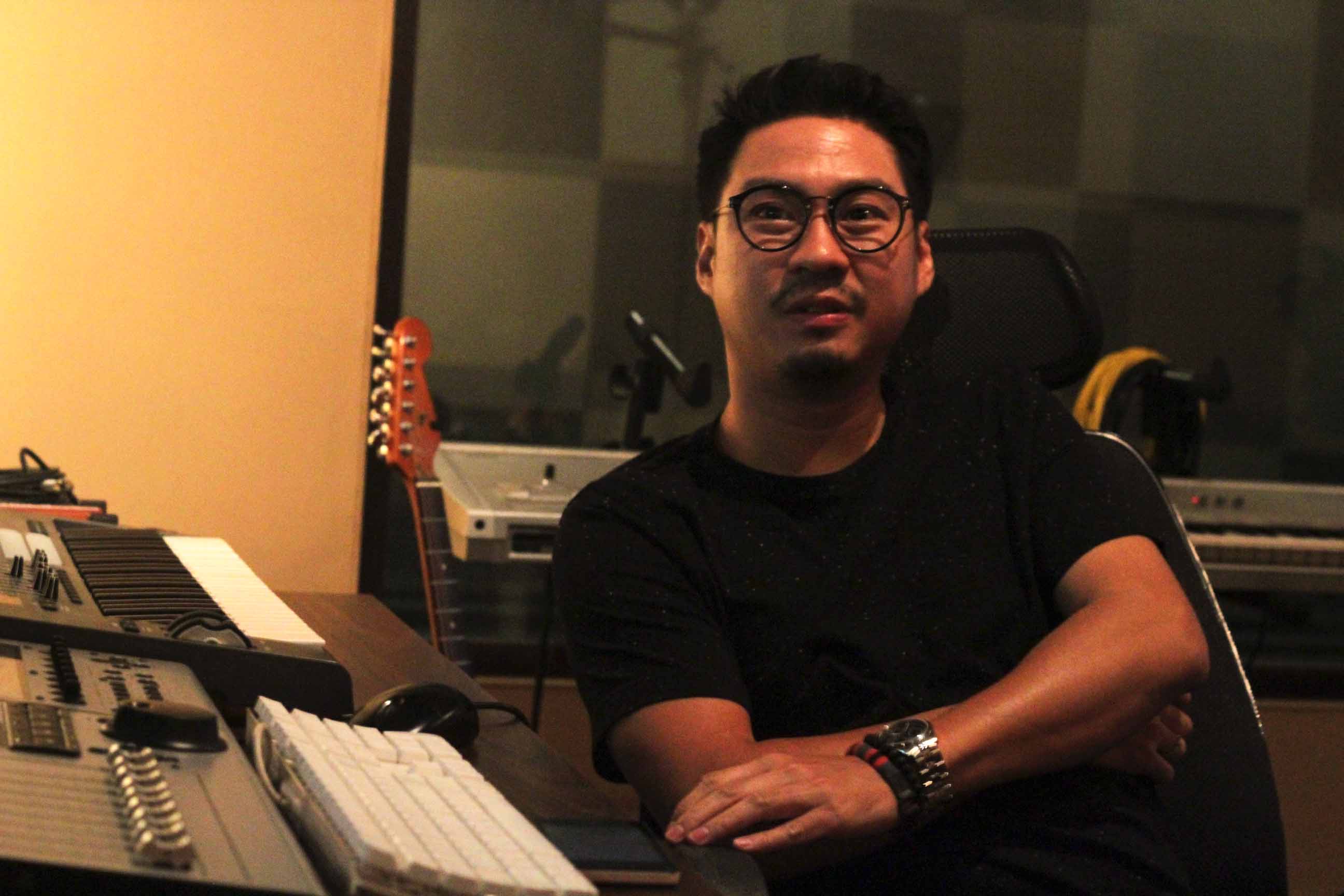 Larry Aswin: Pria Dibalik Jingle Iklan Kece