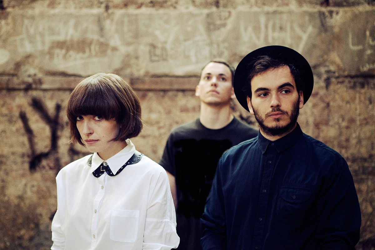 Yuk, Kenalan dengan Grup Musik Indie Folk Asal England, Daughter