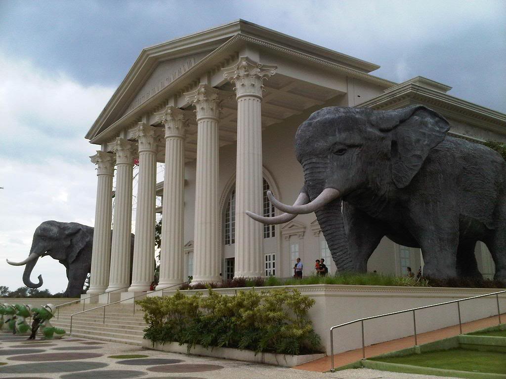 Apa Saja Sih 4 Kebun Binatang Terbaik di Indonesia?