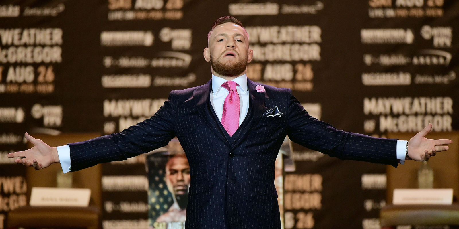 Melihat Potensi Bisnis dari Pertarungan McGregor dan Mayweather