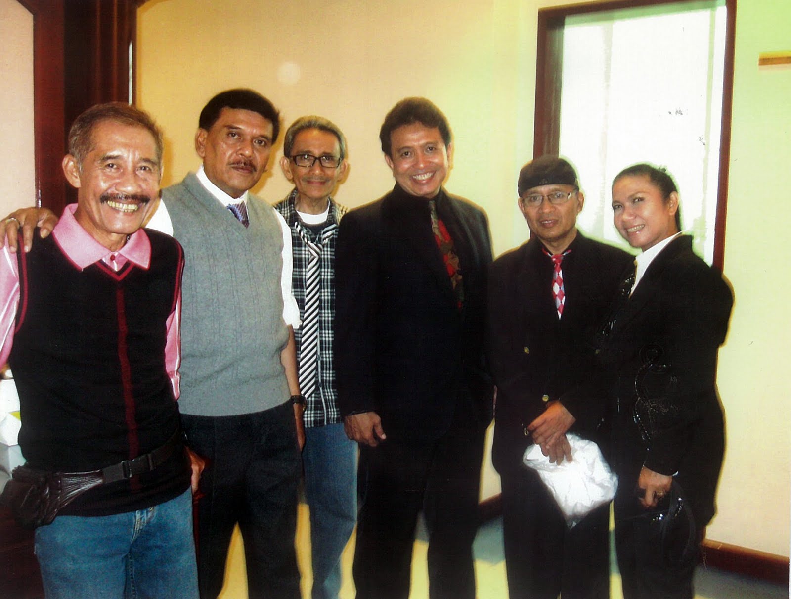 5 Kenangan Bartje van Houten & D'Lloyd