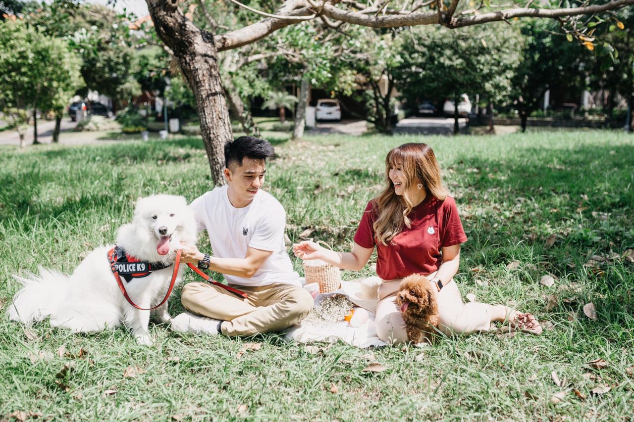 Menolong Hewan Sambil Bergaya Bersama Hooman