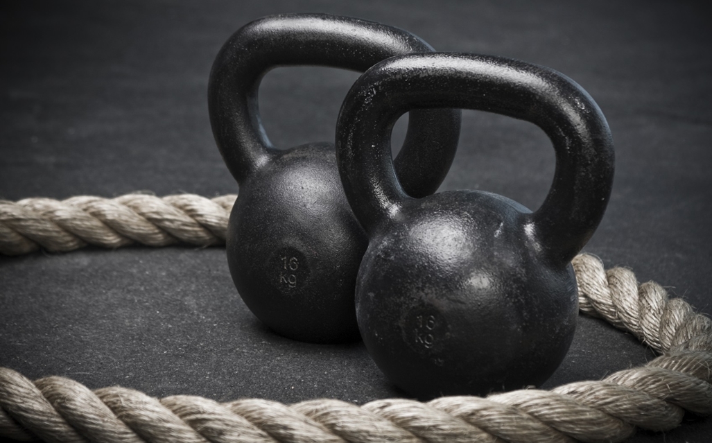 Membentuk Tubuh Dengan Kettlebell