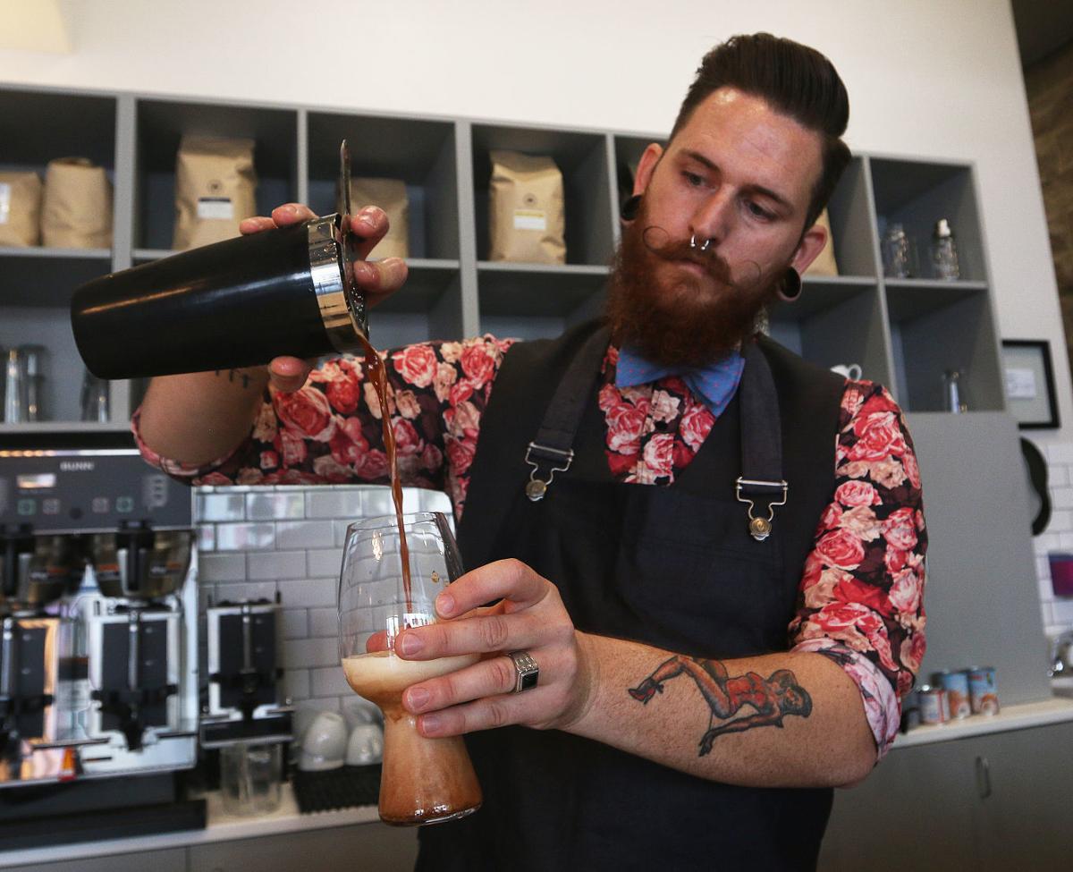 Serupa Tapi Tak Sama: Ini Deretan Perbedaan Kopi Arabika &amp; Robusta