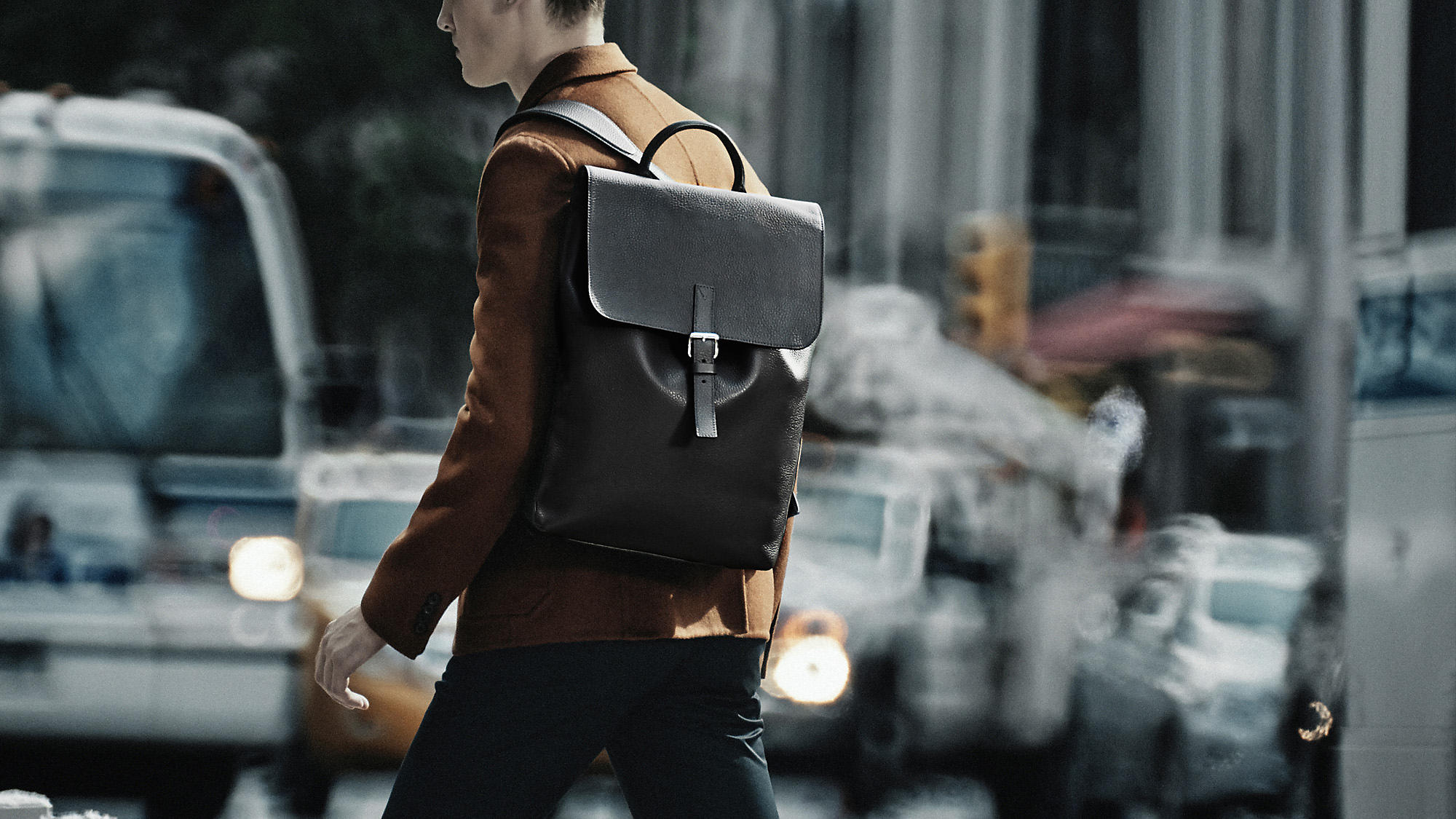 Pilih Ransel atau Tas Pinggang?