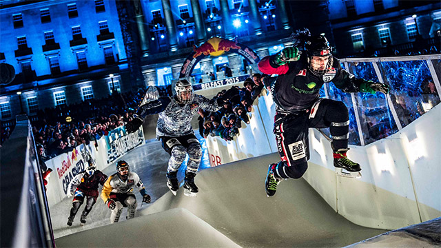Olahraga Es Ekstrim, Ice Cross Downhill