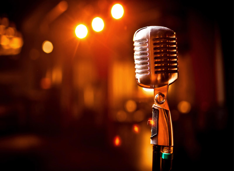 Artis Hollywood yang Kurang Sukses Jadi Penyanyi