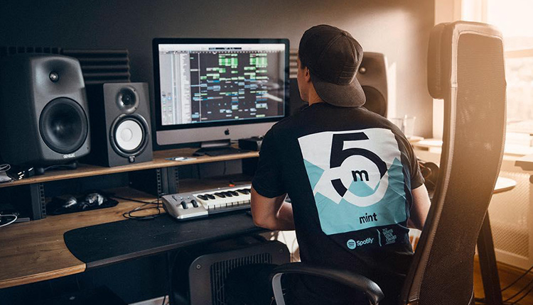 Produktif #MauLagiDimanapun - Bikin Musik Dari Rumah, Ya Kenapa Nggak?