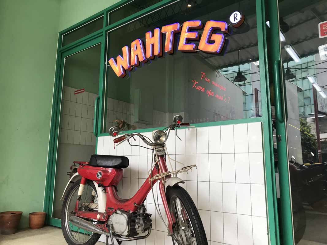 WahTeg: Warteg Mewah ala Ibukota