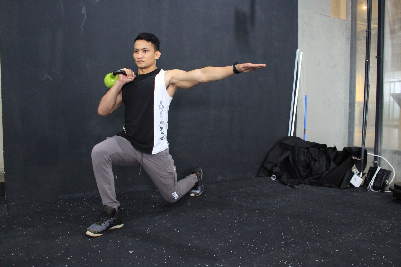 Bryan Sibarani Bagikan Cara Workout Asyik #MumpungLagiDirumah