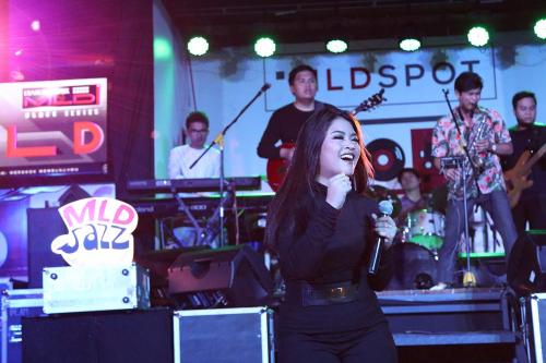 MLDJAZZPROJECT Season 3 dan Passatu Bersatu di Stage Bus Jazz Tour Banjarmasin