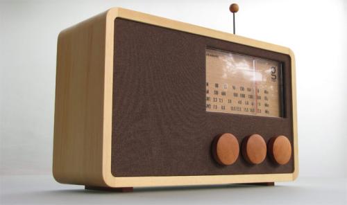 Magno The Wooden Radio