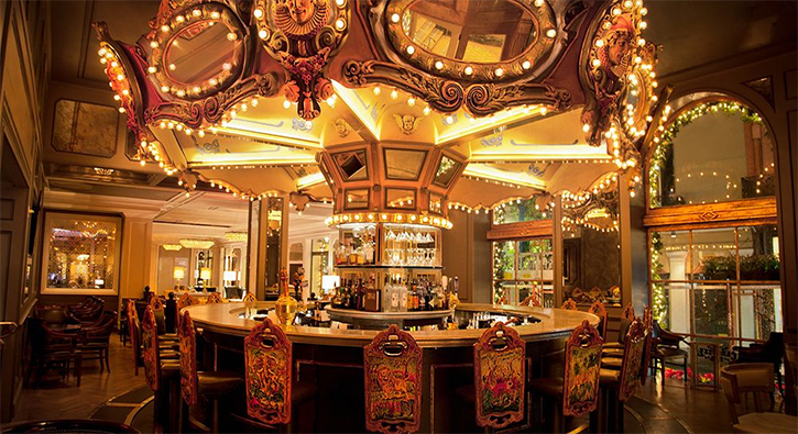 Haunted Hotels for Your Vacation