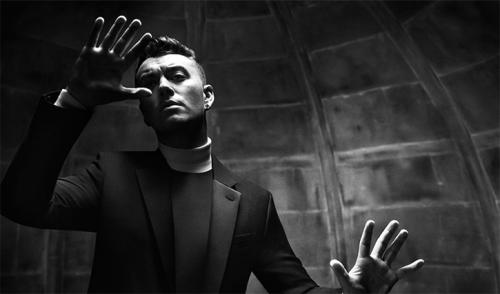 Penyanyi di Balik Ost. James Bond