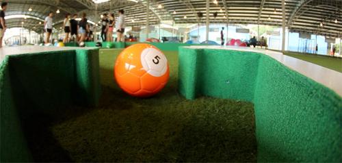 Snookball, Main Biliar Plus Main Futsal