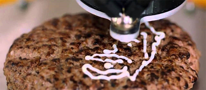 Mayoselfie di atas Burger