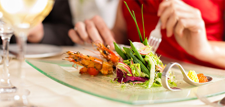 Hal Yang Wajib Lo Hindari Ketika Makan di Restoran