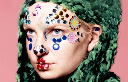 Kontroversi Elastic Heart Sia