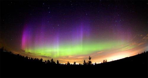 Wisata Alam Menakjubkan dengan Gradasi Pelangi