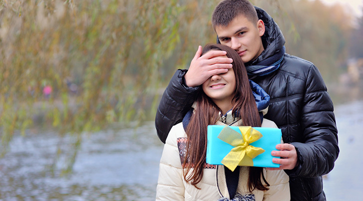 Berani Kasih Kado Ini ke Cewek Lo?