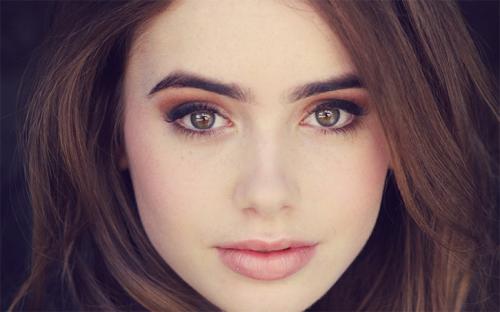 Smart and Pretty, Lily Collins