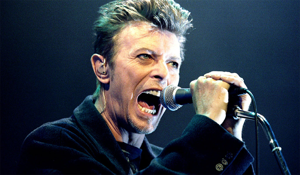 Nikmati Konser Tribute to David Bowie Lewat Skype