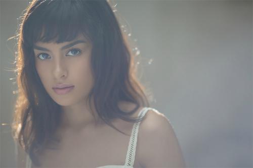 Fakta  Menarik Tentang Si Cantik, Eva Celia