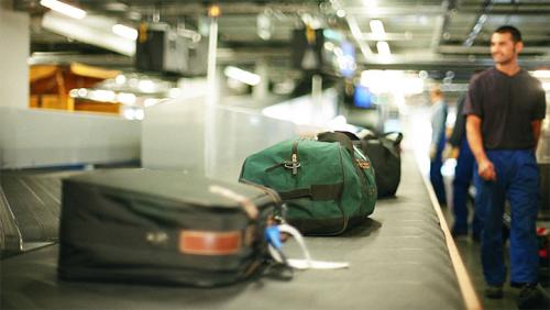 Koper Unik Anti Hilang  di Bandara