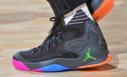 Celebrity on Sneakers