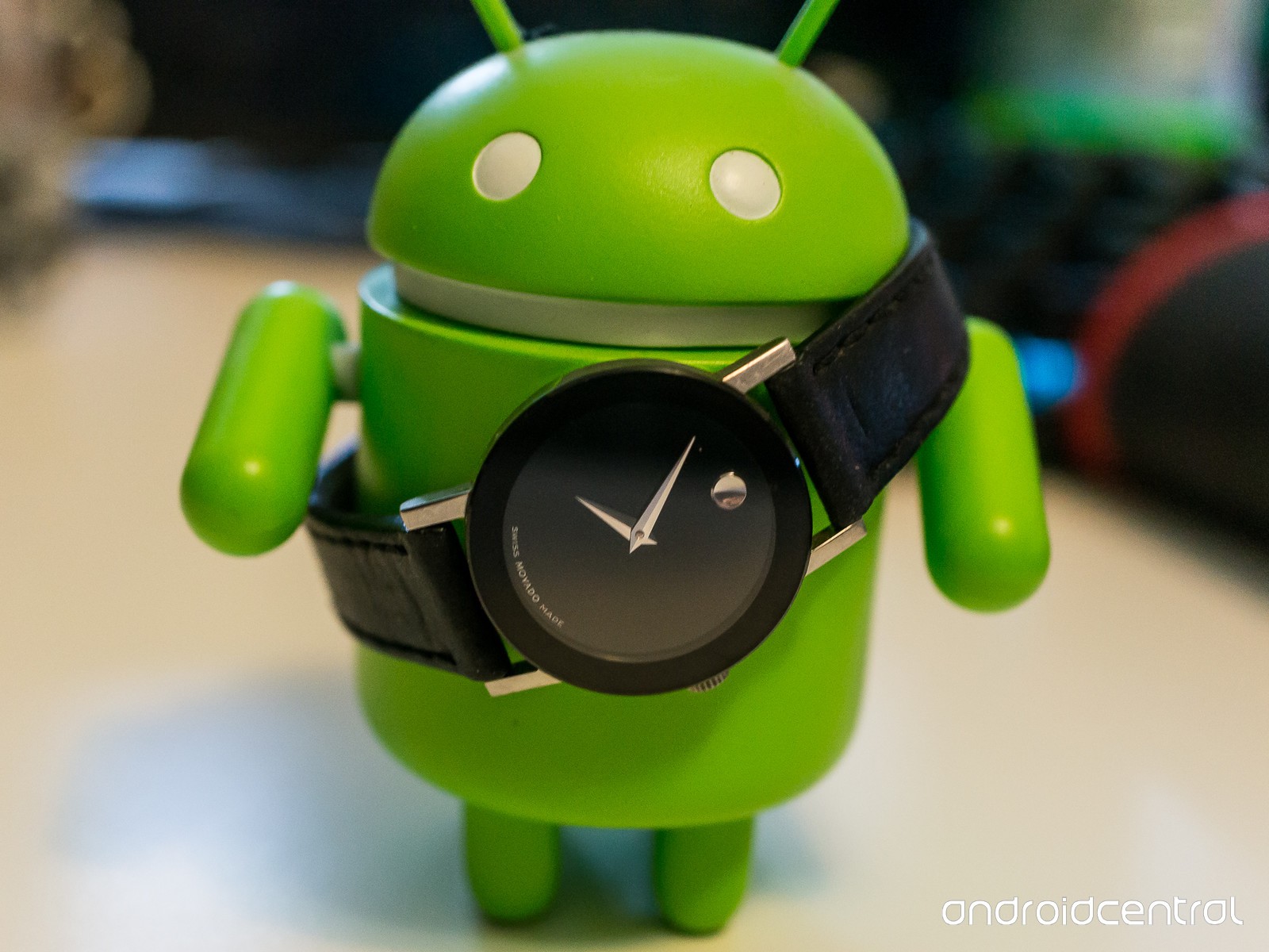 Hugo Boss dan Tommy Hilfiger Ikutan Bikin Smartwatch