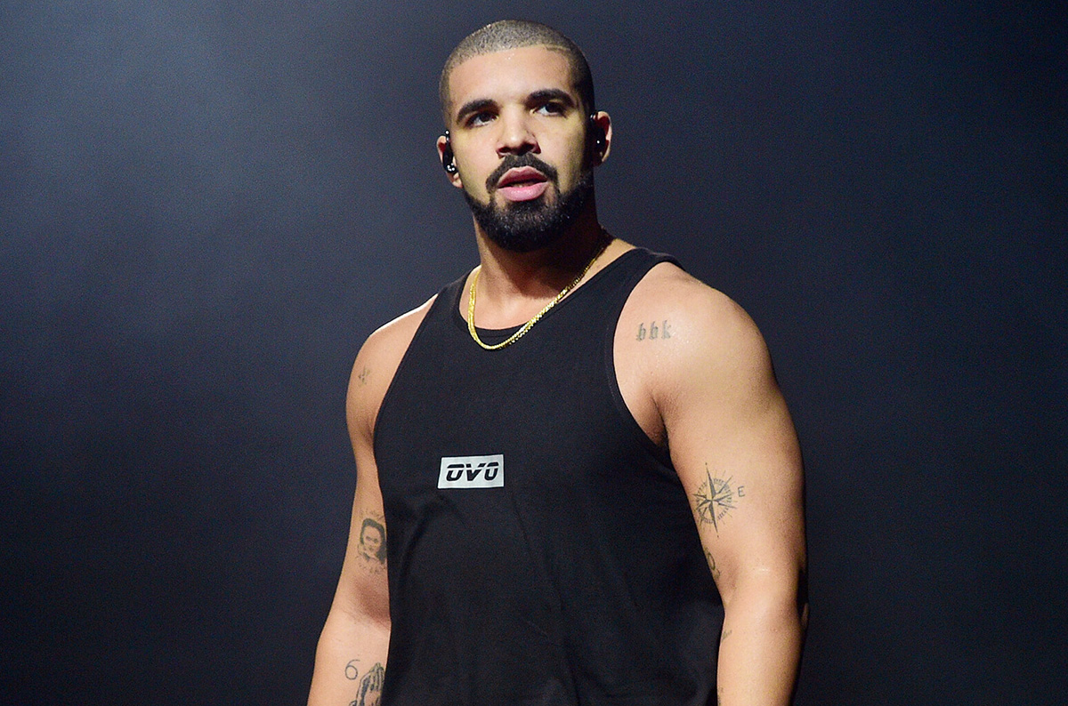 7 Lagu Drake di Chart Billboard, Pecahkan Rekor Besar The Beatles