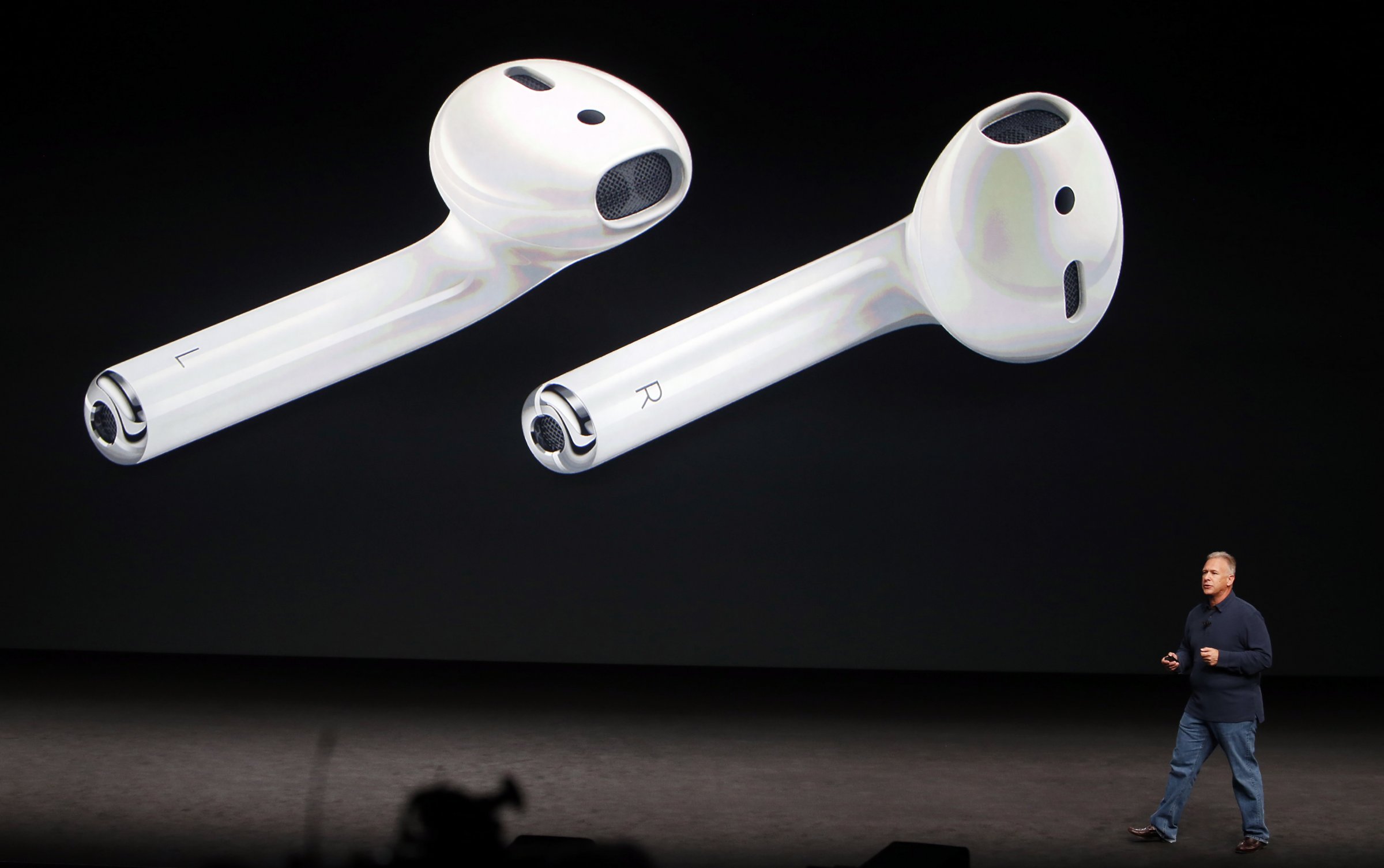 Perkenalkan Apple AirPods yang Benar-benar Tanpa Kabel