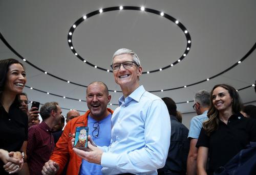 Apple Jadi Perusahaan Pertama yang Bernilai 1 Triliun Dolar!