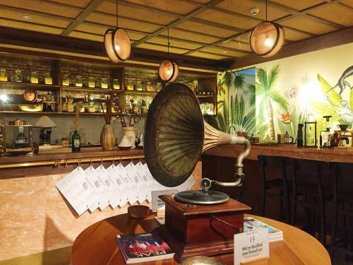 Arrack & Spice, Racik Cocktail Modern dengan Bahan Tradisional