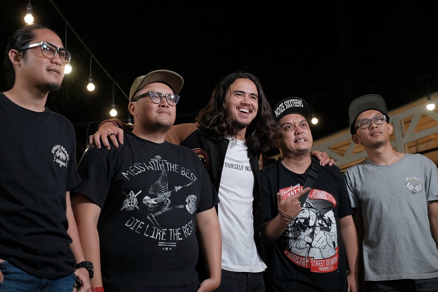 Suka Motor Kustom? Kuy, Melaju Bareng Street Demon!