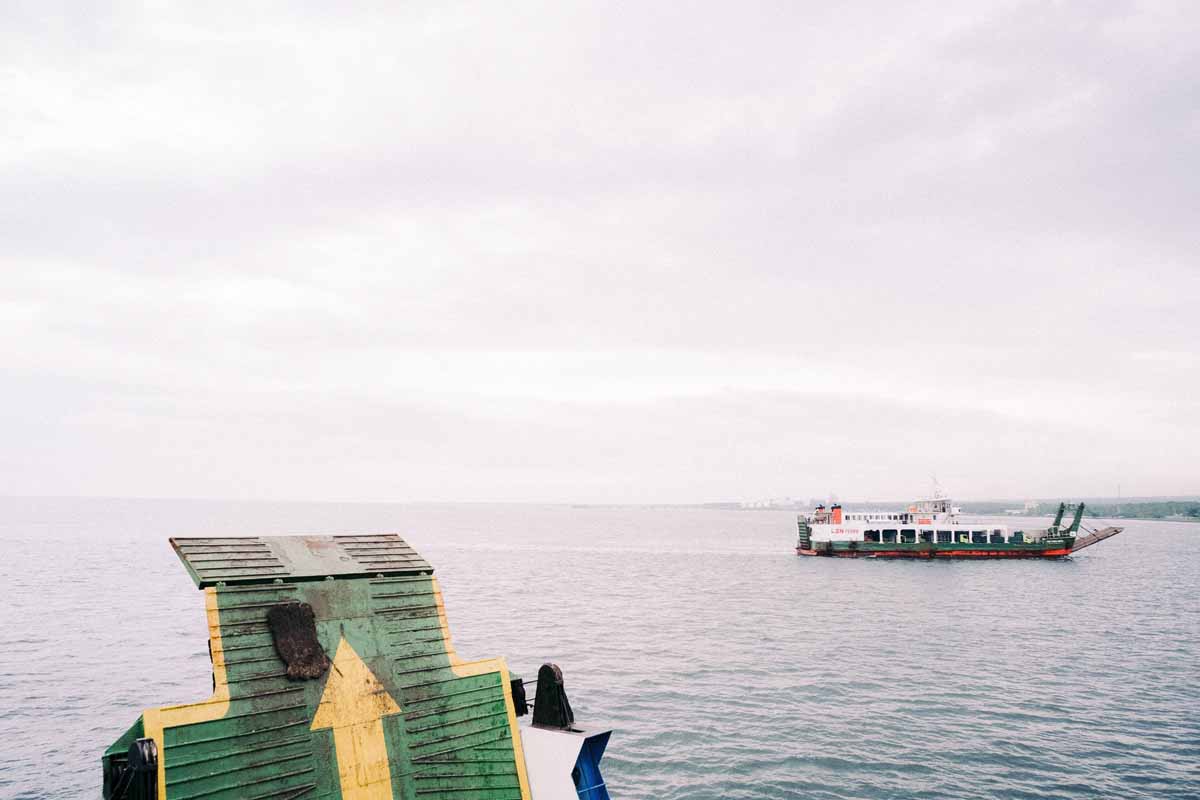 Penyeberangan Antar Pelabuhan Gilimanuk dan Pelabuhan Ketapang